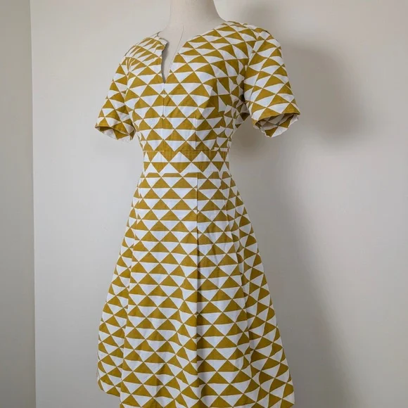 Geometric Mini Dress Circle Skirt Short Sleeve Fit Flare - Picture 15 of 16